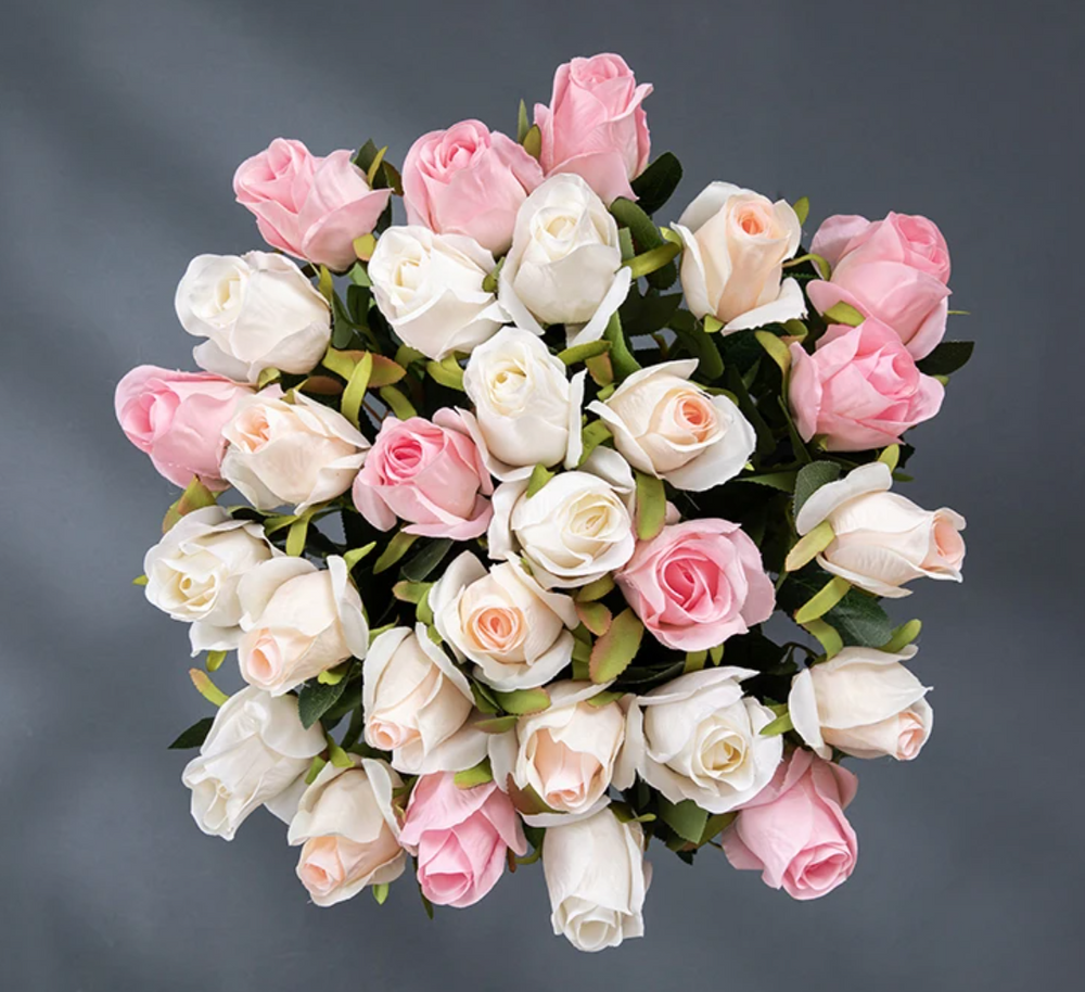 Троянда, нерозкритий бутон 63 см - біла