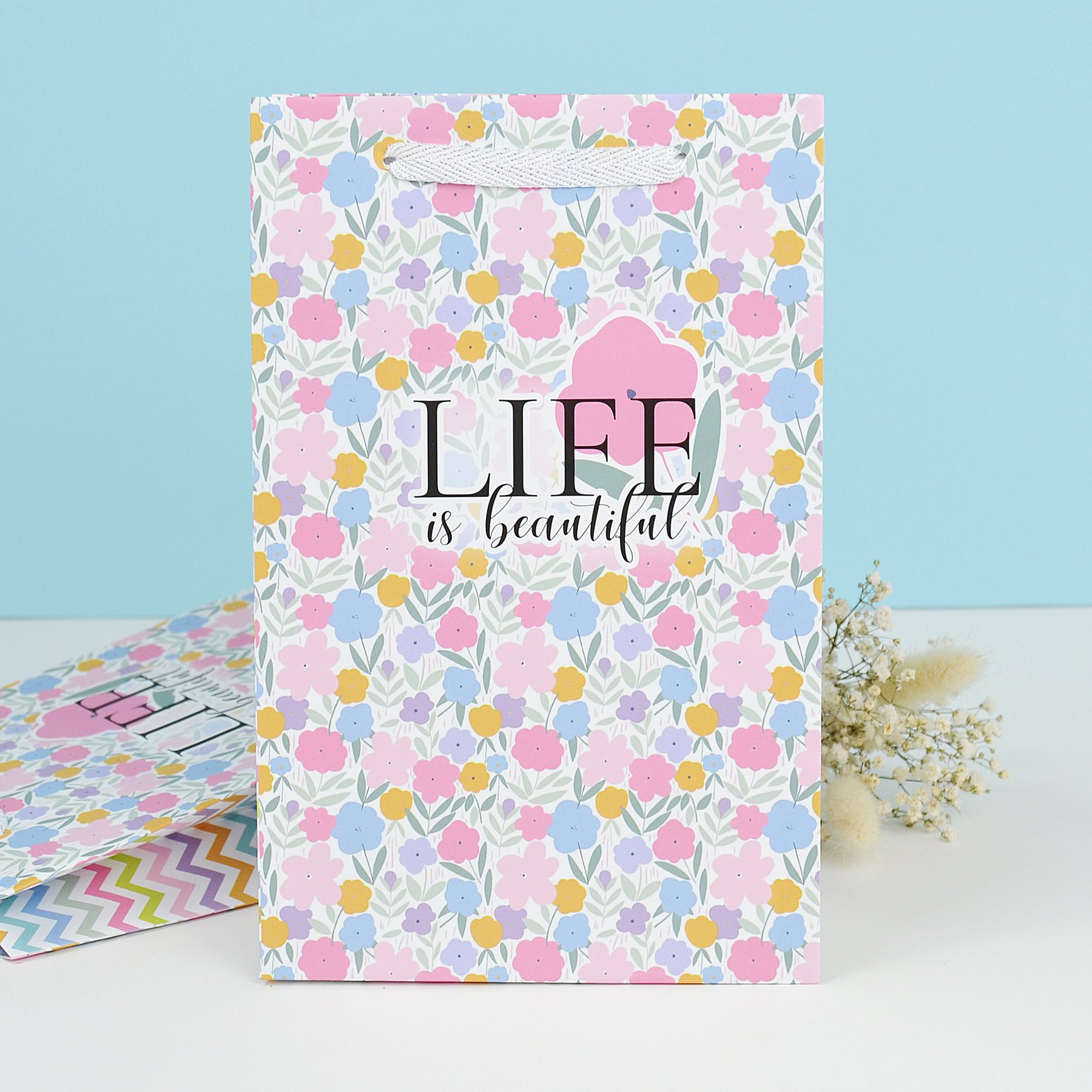 Пакет подарунковий, розмір S ламінований - " Life is beautiful" квіти
