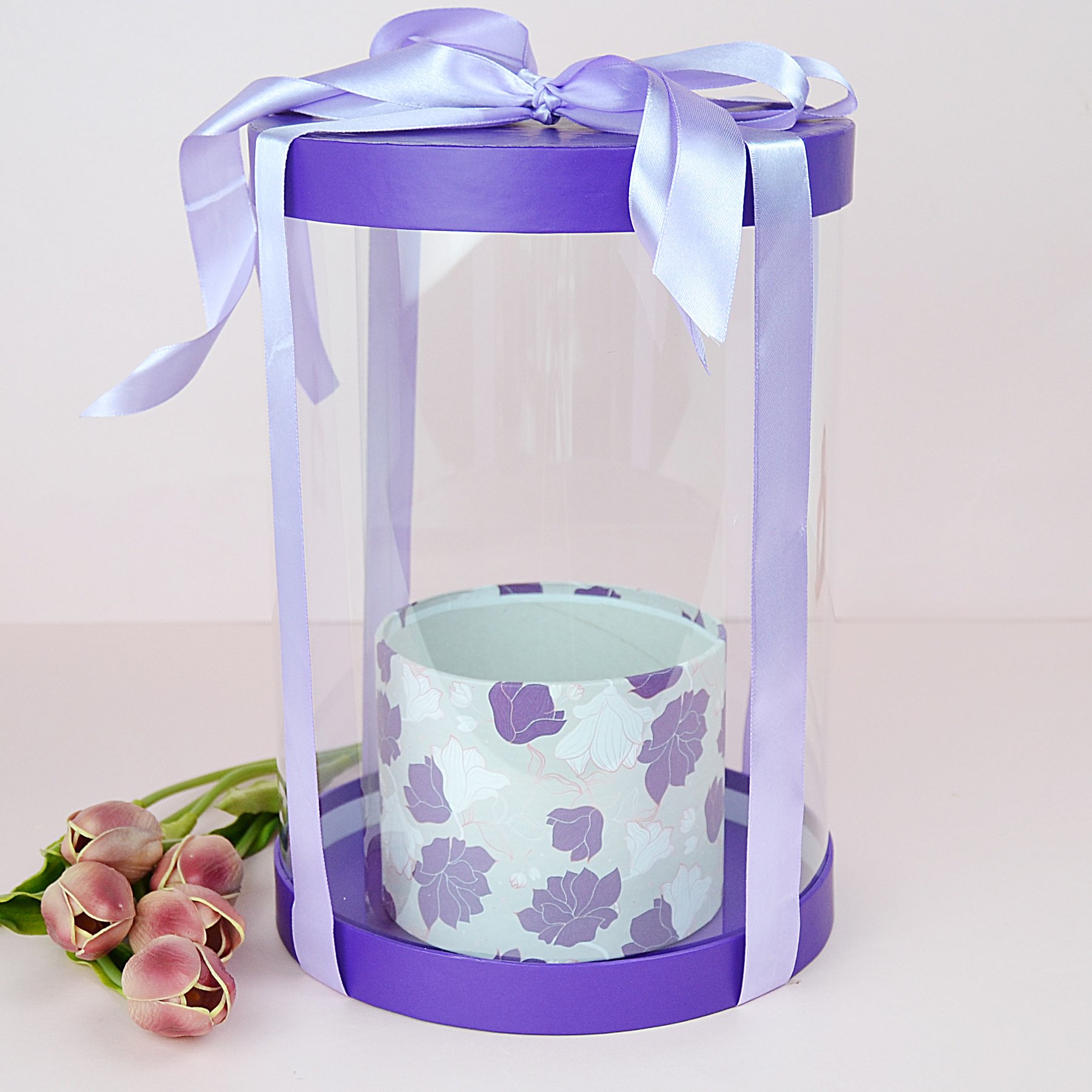 Прозора коробка - акваріум, фіолетові квіти