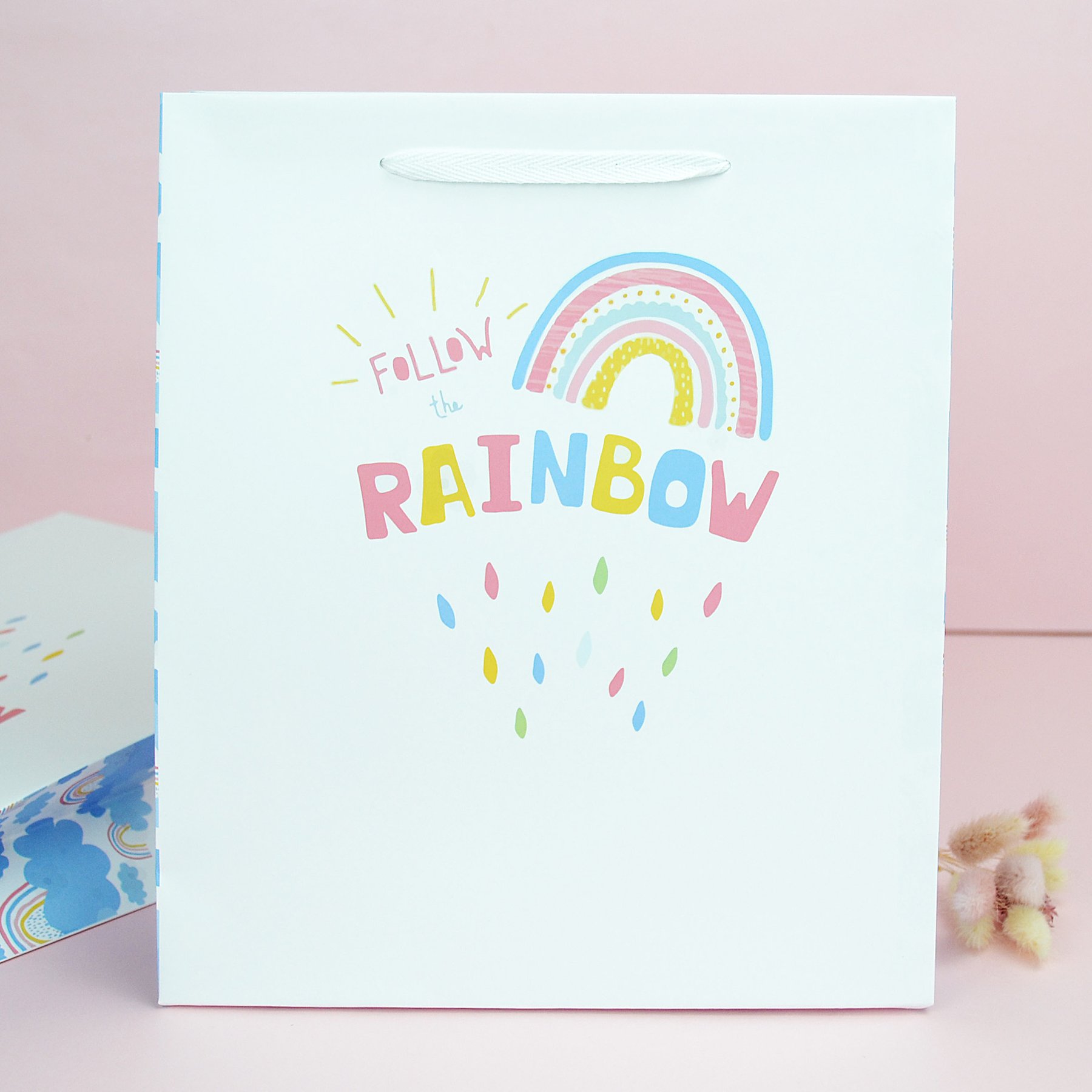 Пакет подарунковий, розмір М, ламінований - "Follow the Rainbow" веселка