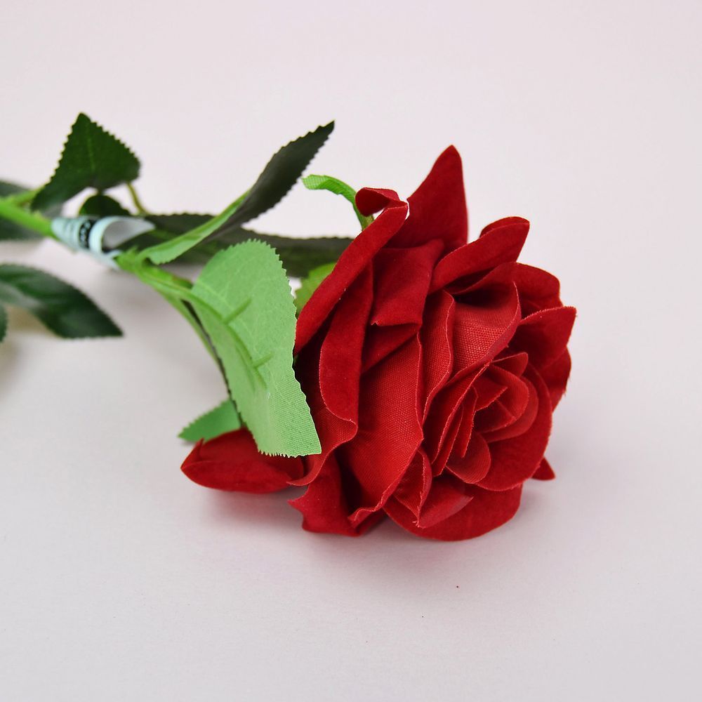 Роза оксамитова Red L713-01 - 64 см