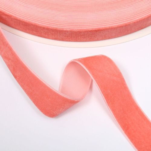 Оксамитова стрічка 2,5 см, 10 метрів — 015 Hot Pink