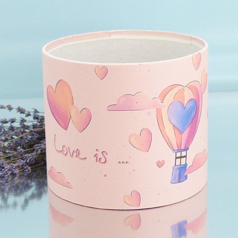 Шляпна коробка D16 - "Love is"